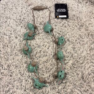 Star Wars  light up  Green Necklace from Disneyland